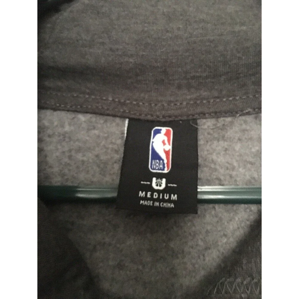 NBA Cleveland Cavaliers Men's Hoodie Sweatshirt Lebron James Size Medium - Picture 6 of 10